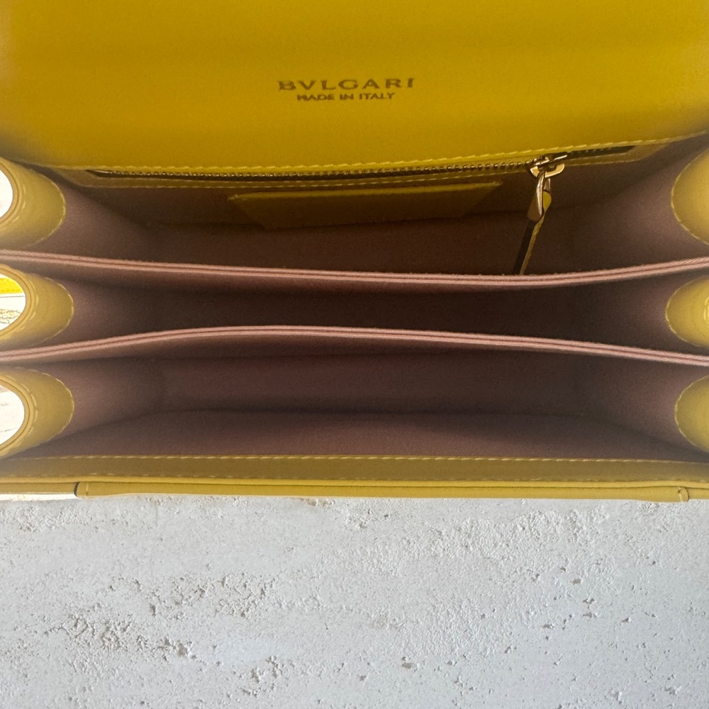 Bvlgari Serpenti Forever Top Handle w/ long strap - Picture 3 of 8